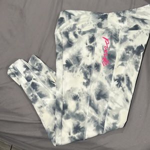 PINK THE ULTIMATE Legging Large